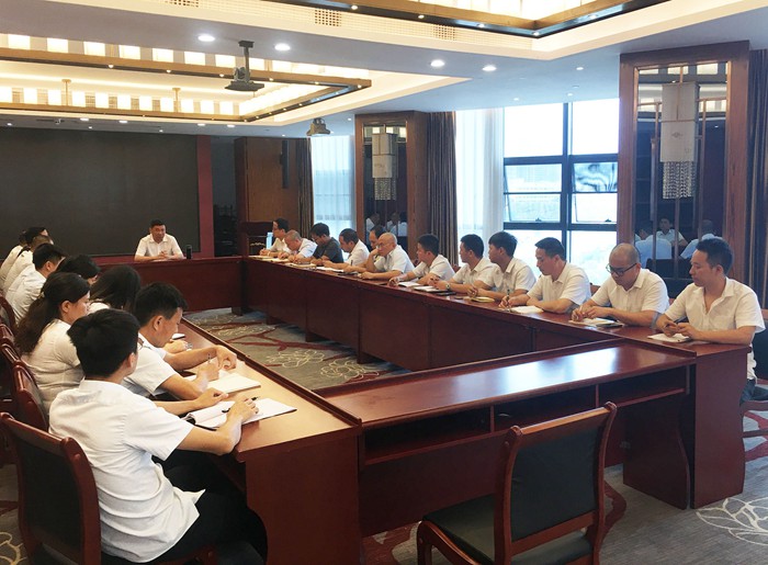 树立远大目的 增强企业管理 进一步形成出效益出精品出人才的生长名堂 ——胡晓风董事长主持召开工程系统聚会