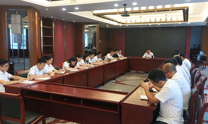 树立远大目的 增强企业管理 进一步形成出效益出精品出人才的生长名堂 ——胡晓风董事长主持召开工程系统聚会