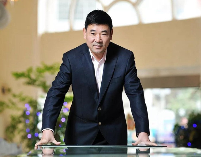 【脱贫攻坚·不朽情缘游戏官网入口在行动】海岳尚可倾 口诺终不移 ——杭州不朽情缘游戏官网入口集团、贵州天都房地产公司董事长胡晓风扶贫纪实